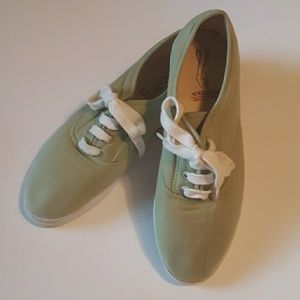 aerosoles tennis shoes